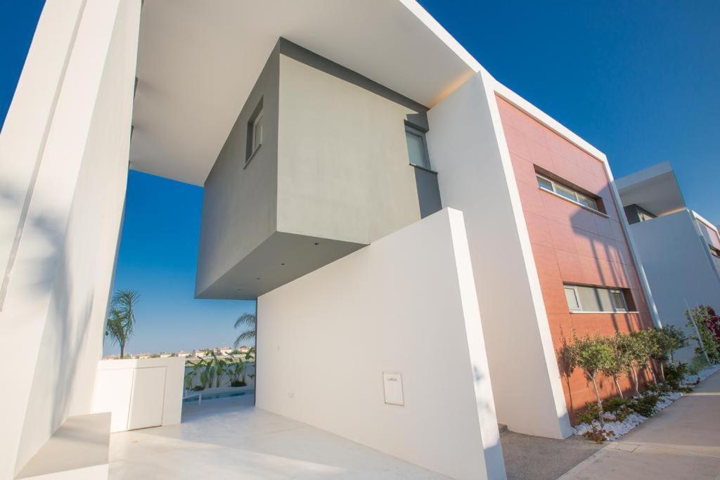 The White H Villa, Protaras, Fresh And Peaceful 파라림니 외부 사진