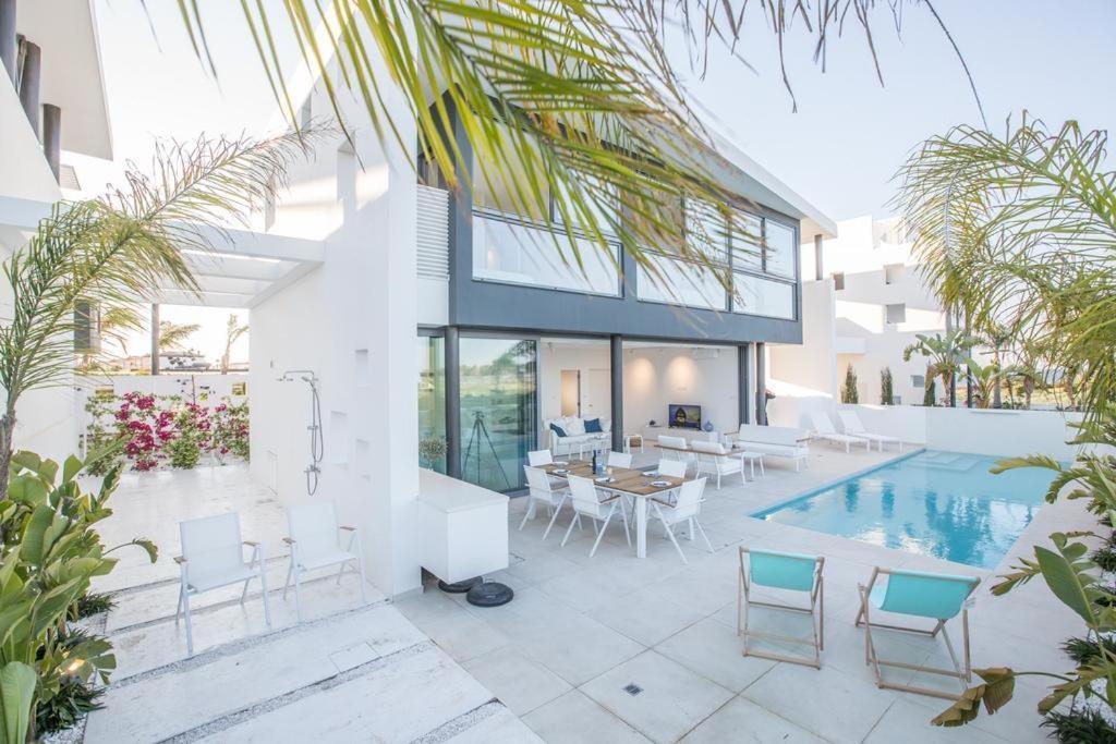 The White H Villa, Protaras, Fresh And Peaceful 파라림니 외부 사진